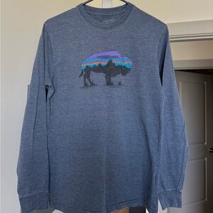 Patagonia Men's Gray Long Sleeve Shirt